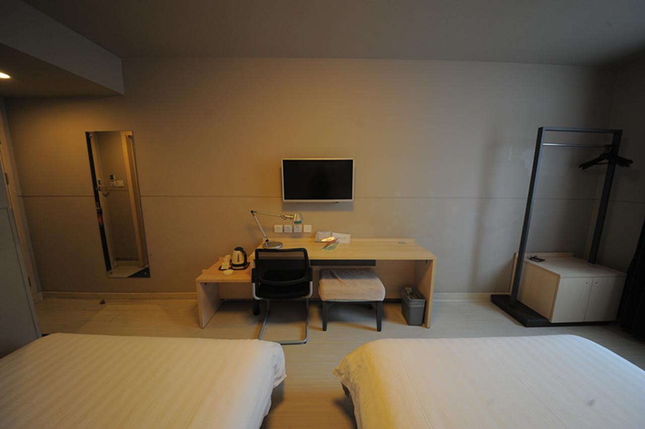 Jinjiang Inn Chengdu Chunxi Road Taiguli Hotel Eksteriør billede
